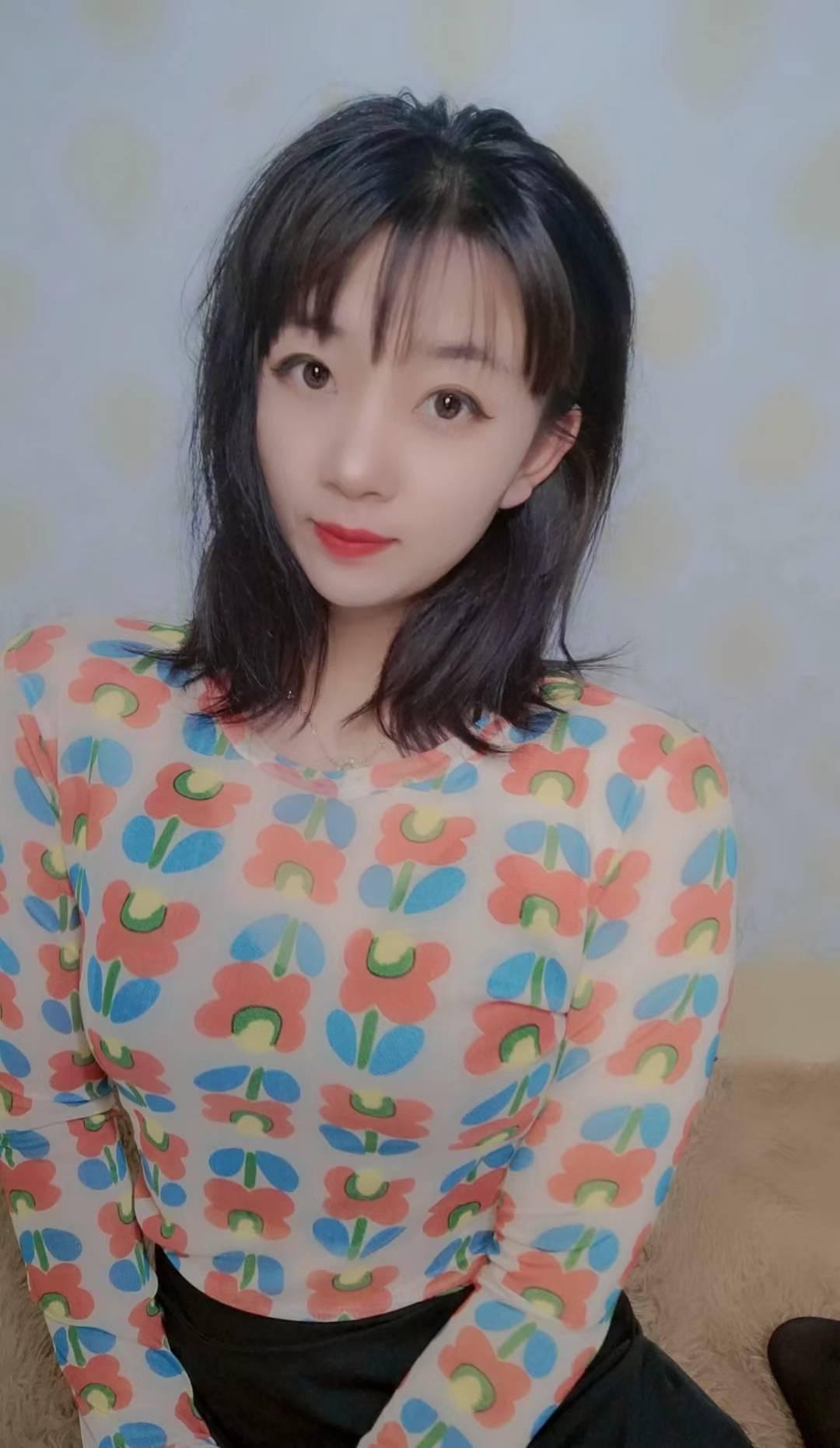 小可爱不机车，身材哇塞配大熊